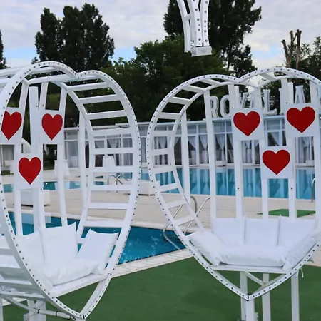 Royal Park Complex 3*