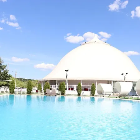 Royal Park Complex 3* Bascov
