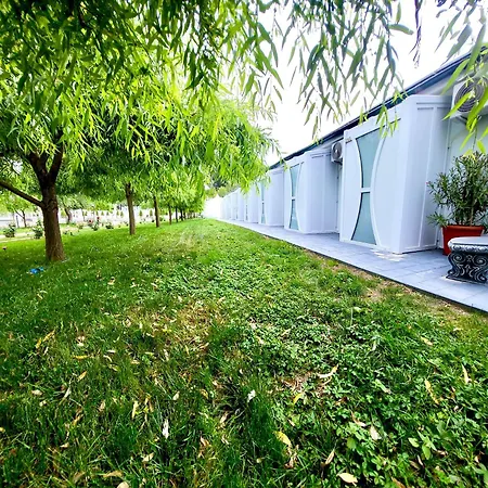 Royal Park Complex Hotel Bascov